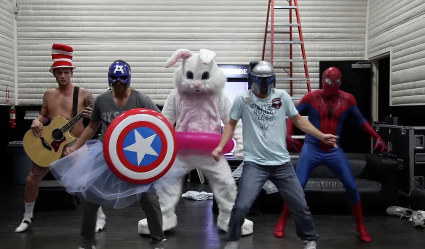 Backstreet Boys revin în forţă cu…Harlem Shake VIDEO