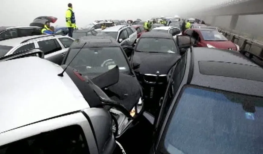 Accident în lanţ în Elveţia: 50 de maşini au fost implicate