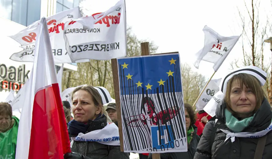 „Habemus austeritas”: Reuniunea CoE, între creşterea economică şi protestele celor sărăciţi de criză
