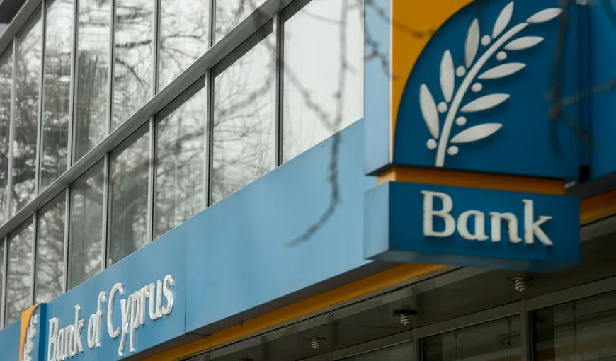 Trei bănci din Cipru, investigate pentru ştergerea unor credite către politicieni