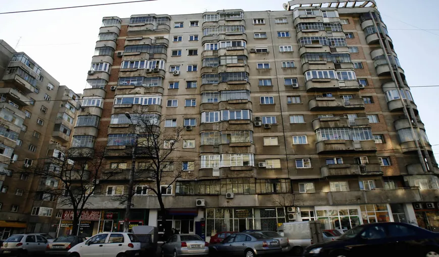3 din 4 români au cel putin o urgenţă locativă. Locuinţele vechi au un grad redus de confort şi costuri de întreţinere mari (IRSOP)