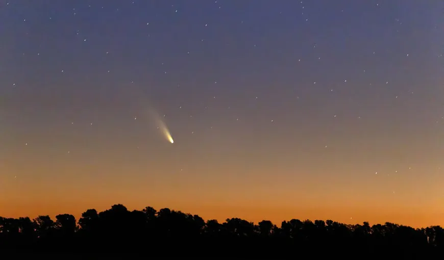 Fenomen extrem de rar, pe cerul României: O cometă, vizibilă cu ochiul liber
