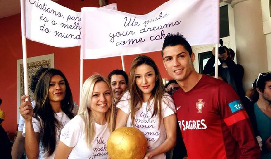 Cristiano Ronaldo a primit, în sfârşit, Balonul de Aur. Distincţia este comestibilă