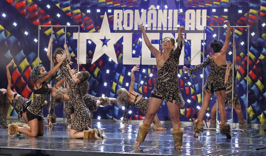 Lecţie de dans la ROMÂNII AU TALENT: Ardelencele care au făcut-o pe Andra să se ridice în picioare