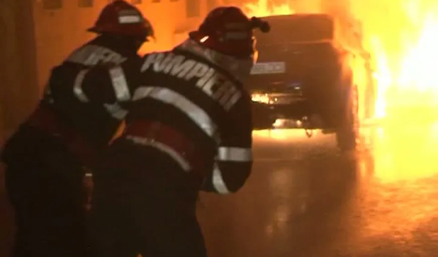 Maşini incendiate în STIL MAFIOT în Bucureşti VIDEO