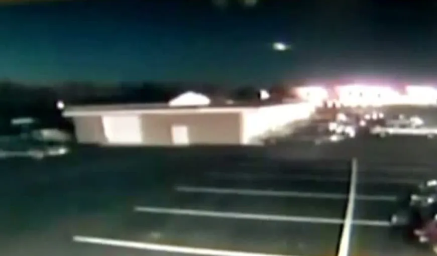 Un meteorit a provocat panică în SUA: Corpul ceresc văzut în 13 state a luminat 10 secunde VIDEO