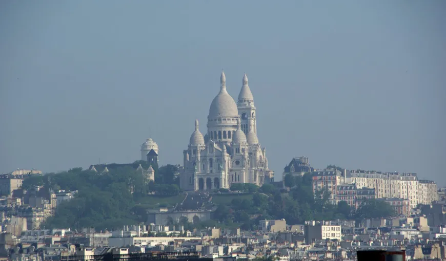 Aerul din Paris şi din regiunea metropolitană, viciat de particule şi de dioxid de azot