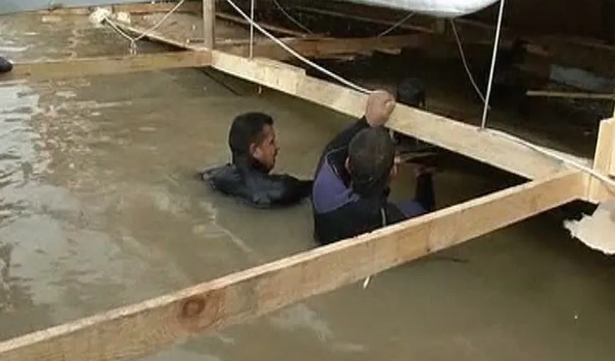 Tragedie în Irak: Un restaurant plutitor s-a scufundat în Tigru. Şase persoane au murit
