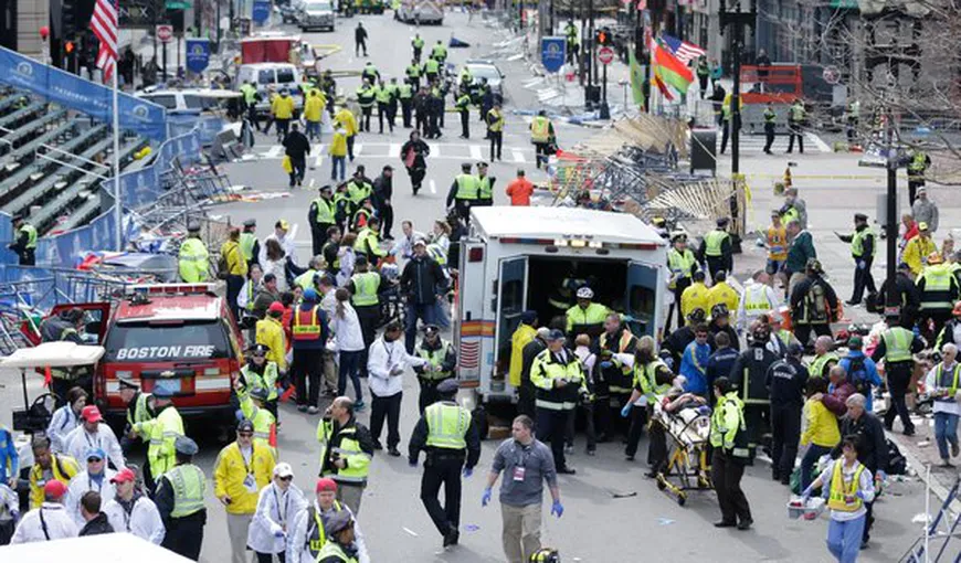 Bilanţul tragediei din Boston: Trei persoane au murit şi 140 au fost rănite