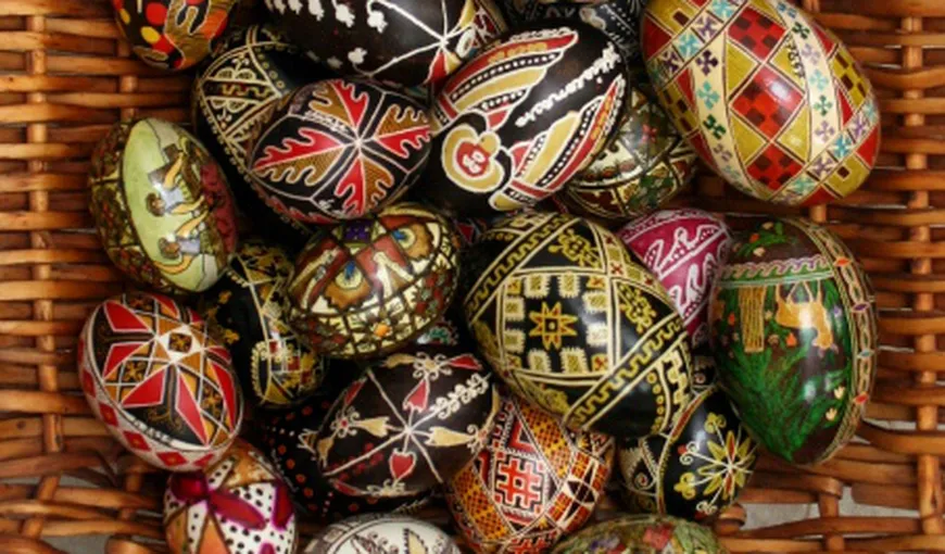Expoziţie de ouă încondeiate, între 25 aprilie şi 12 mai, la Muzeul Ţăranului din Capitală