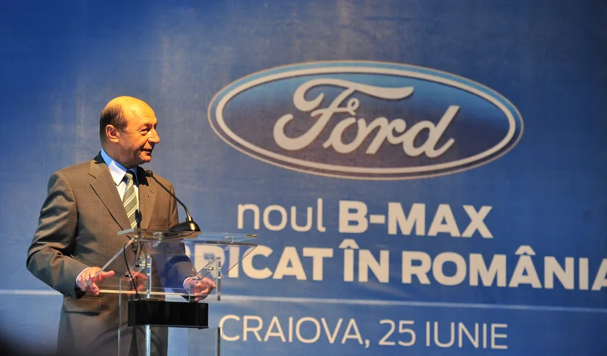 Preşedintele Traian Băsescu efectuează marţi o vizită la fabrica Ford Craiova