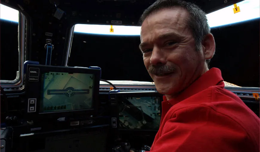 Un astronaut de pe Staţia Spaţială Internaţională a prins un extraterestru…de 1 Aprilie FOTO