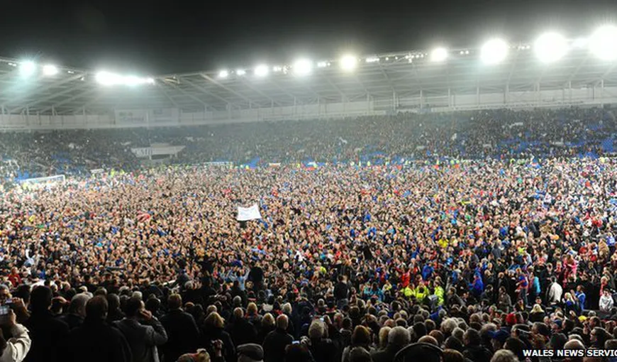 Promovare istorică în Premier League, după 51 de ani. Fanii lui Cardiff au sărbătorit pe gazon VIDEO