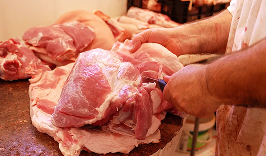 Miei cu ŞTAMPILĂ FALSĂ se vând în magazinele de carne din hala Obor din Capitală VIDEO