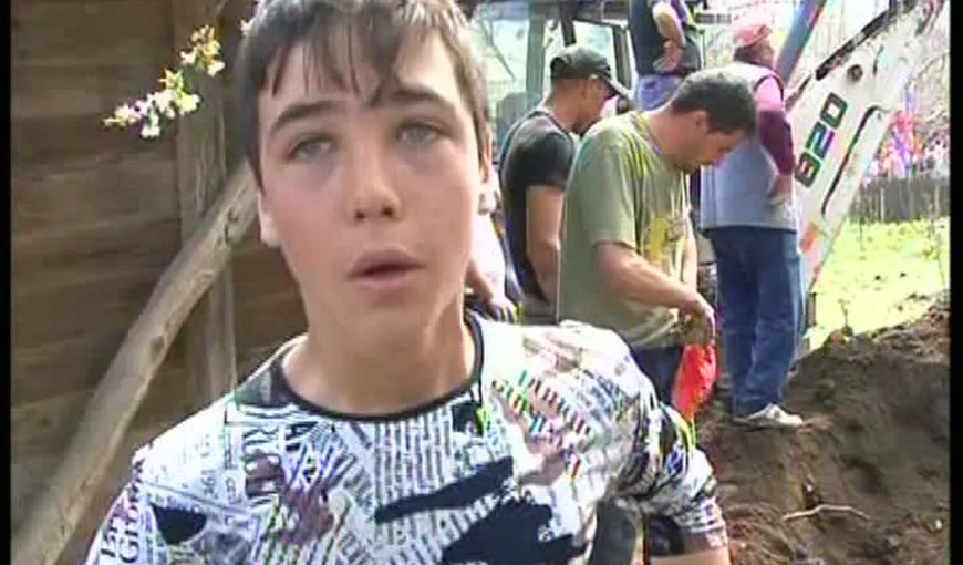 EROU la 14 ani. Cristi, salvatorul micuţului din Segarcea: Nu mi-a fost frică că-l scap VIDEO