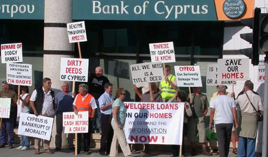 Sistemul financiar din Cipru este de nouă ori mai mare decât PIB-ul ţării