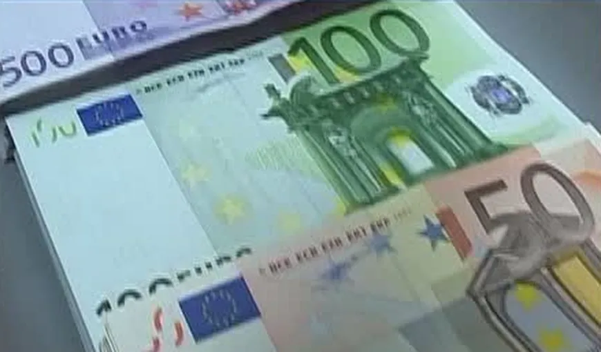 Doi adolescenţi au găsit 62.000 de euro într-un tren. Vezi ce au făcut cu banii