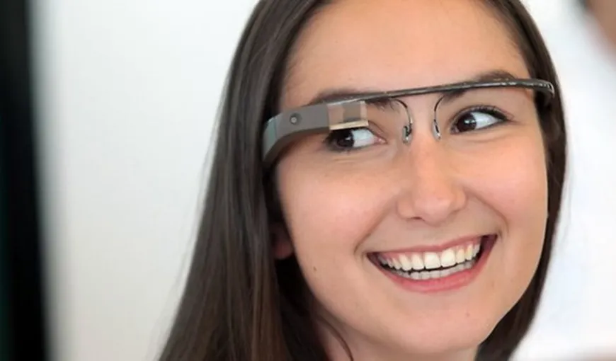 Google a dezvăluit preţul şi specificaţiile Google Glass