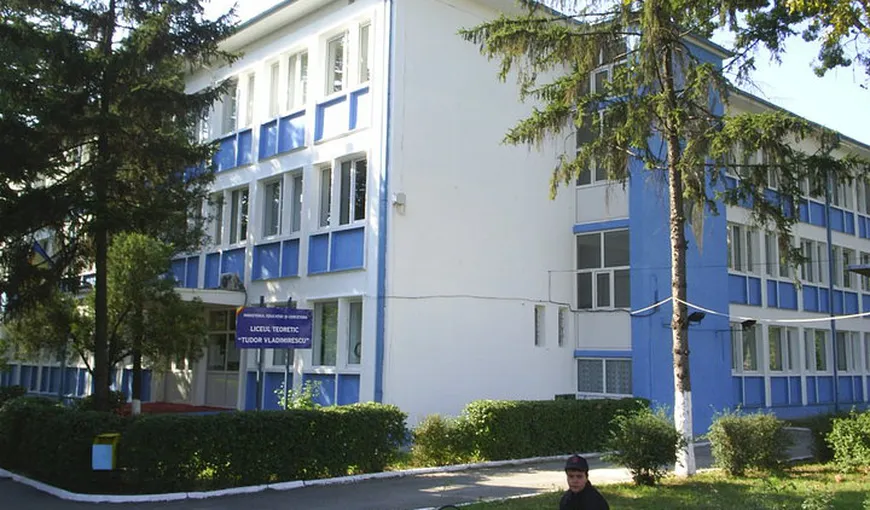 Tânărul ucis în scara unui bloc din sectorul 6 era elev la Liceul „Tudor Vladimirescu”