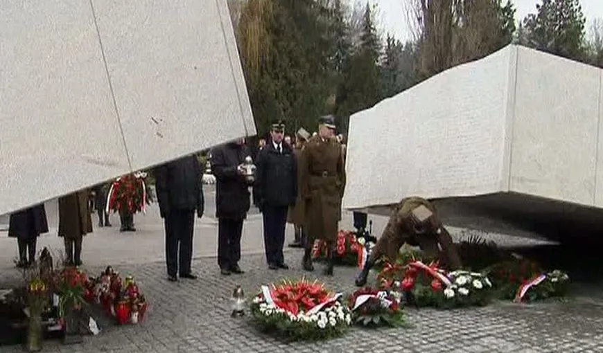 Polonia comemorează 3 ani de la tragedia de la Smolensk în care a murit preşedintele Lech Kaczynski