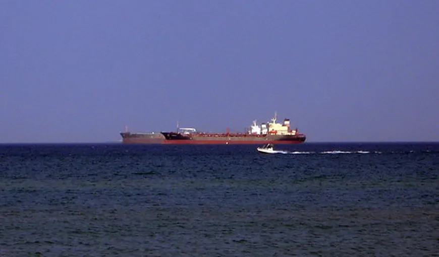 MAE a intervenit la autorităţile din Egipt şi Turcia pentru marinarii români de pe nava „Olympus”
