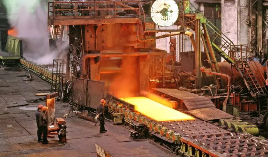 Combinatul siderurgic ArcelorMittal Galaţi, la un pas de închidere. Vezi motivul