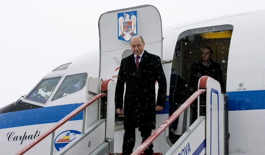 Preşedintele Traian Băsescu renunţă la serviciile Tarom