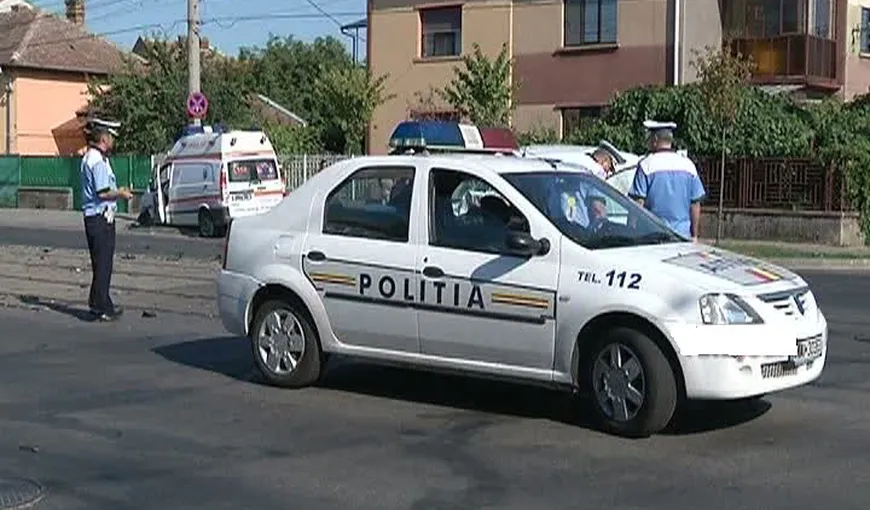 Geamurile Primăriei municipiului Iaşi, sparte de o femeie VIDEO
