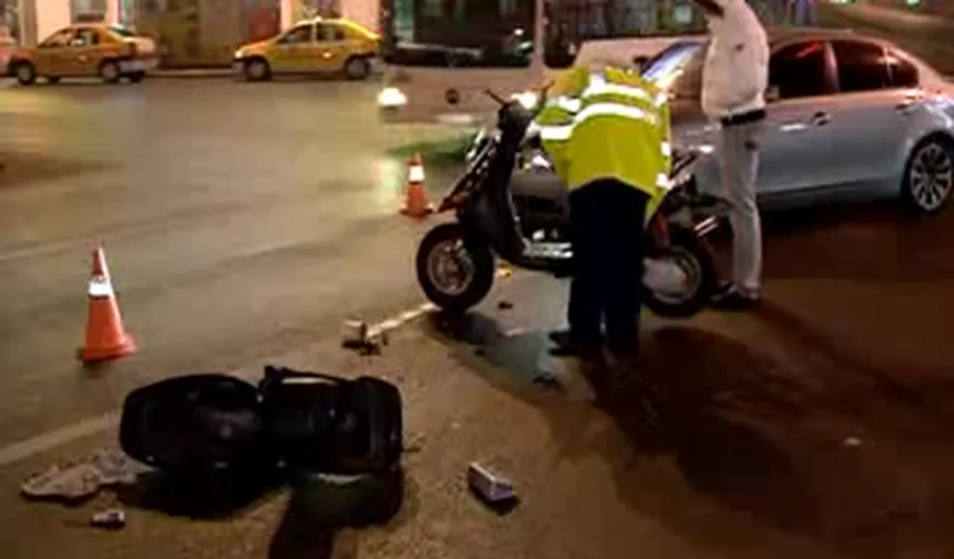O tânără este în comă după ce motocicleta cu care circula a fost lovită de un şofer BEAT VIDEO