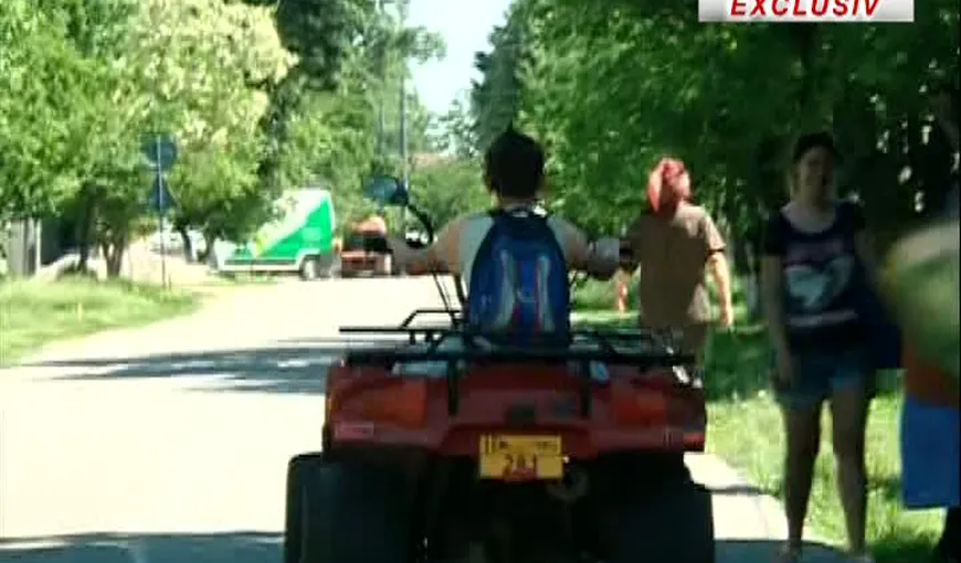 Caz incredibil în Ilfov. Un copil de 12 ani merge la şcoală cu ATV-ul VIDEO