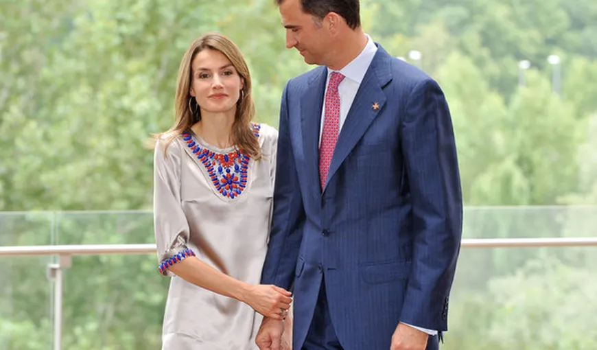 Prinţul Felipe al Spaniei şi soţia sa Letizia, primiţi cu huiduieli la Opera din Barcelona