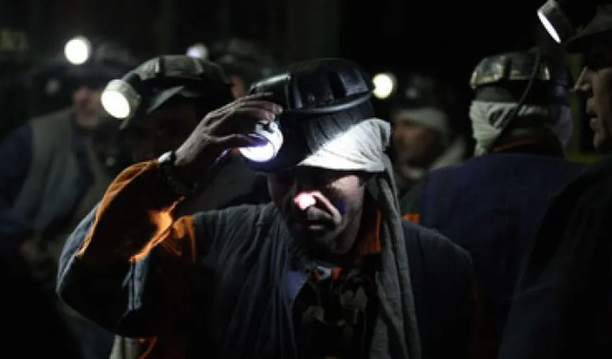 Protest spontan la Mina Paroşeni, din Hunedoara. Minerii s-au blocat în subteran