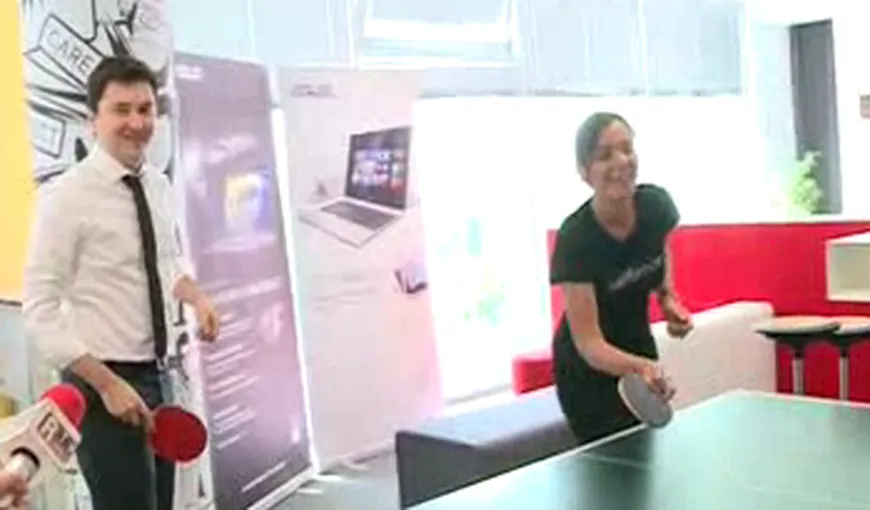 Biroul viitorului există în Bucureşti: masă de ping-pong, sac de box şi tobe pentru angajaţi VIDEO