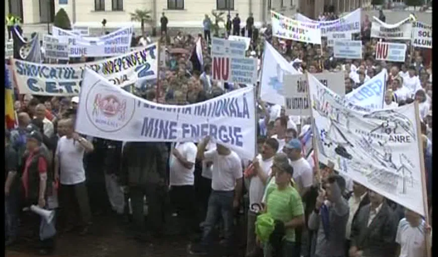 Protestul minerilor din Târgu Jiu s-a încheiat. Sindicatul anunţă GREVĂ GENERALĂ VIDEO