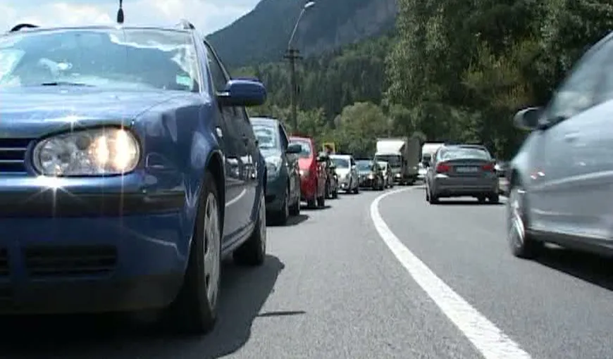 Doi români şi-au pierdut viaţa în timp ce încercau să traverseze o autostradă din Austria