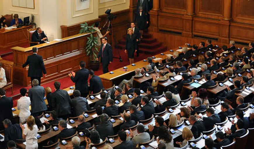 12 membri ai noului Parlament bulgar au fost agenţi secreţi comunişti