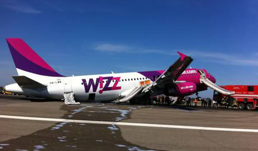 Un avion Wizzair a aterizat de urgenţă la Roma