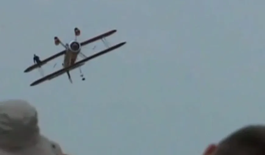 Tragedie la un show aviatic, în Ohio. Doi cascadori au murit VIDEO