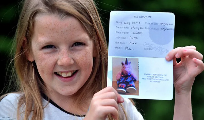 Incredibil, dar adevărat: O fetiţă a intrat în Turcia folosind un paşaport cu poza unui unicorn FOTO