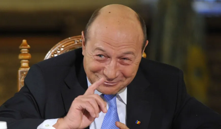 Băsescu: În România nu funcţionează meritocraţia, ci slugărnicia