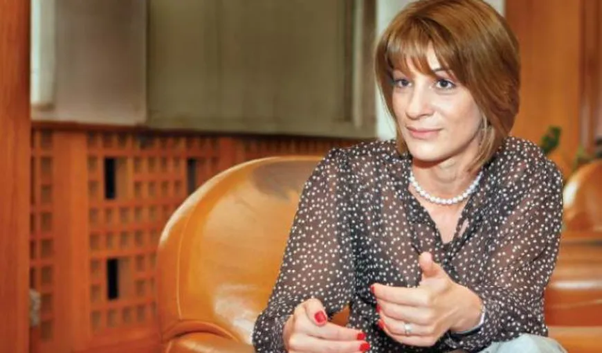 Diana Tuşa a anunţat în plen că va activa ca parlamentar independent