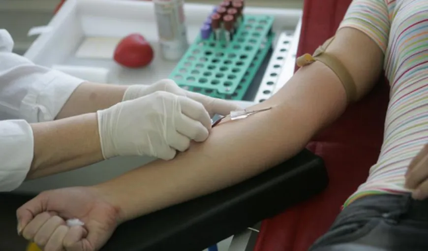 Peste 500 de oameni au donat sânge în Bucureşti, pentru răniţii aduşi din Muntenegru