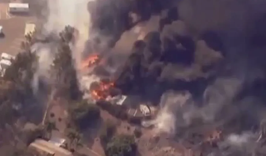 Incendii puternice de vegetaţie în California. Mii de oameni au fost evacuaţi VIDEO