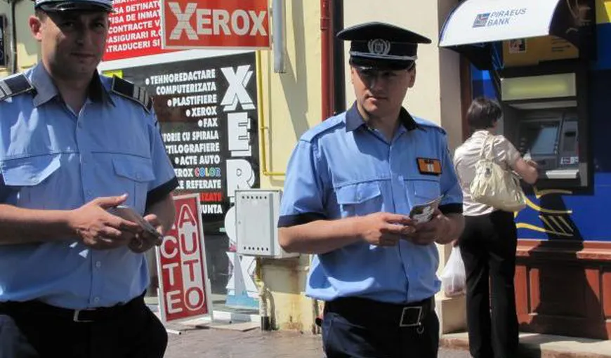 10.000 de poliţişti vor asigura liniştea publică de Rusalii