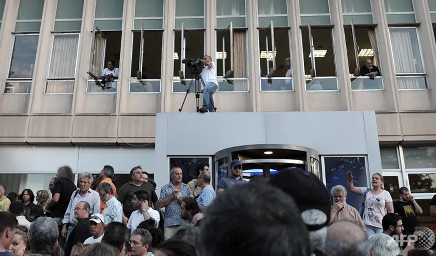 Grevă generală de 24 de ore, la Atena, în semn de protest faţă de închiderea televiziunii publice