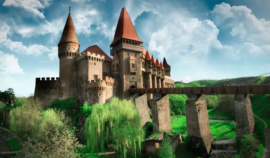 Castelul Corvinilor din Hunedoara, în topul mondial al palatelor „de poveste”