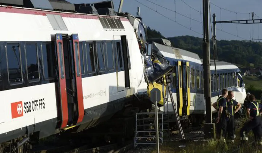 Accident feroviar în Elveţia. Două trenuri s-au ciocnit frontal, zeci de răniţi