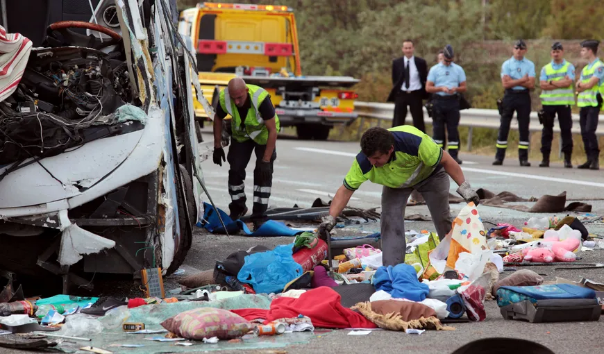 Patru români au murit într-un grav accident rutier în sud-vestul Franţei