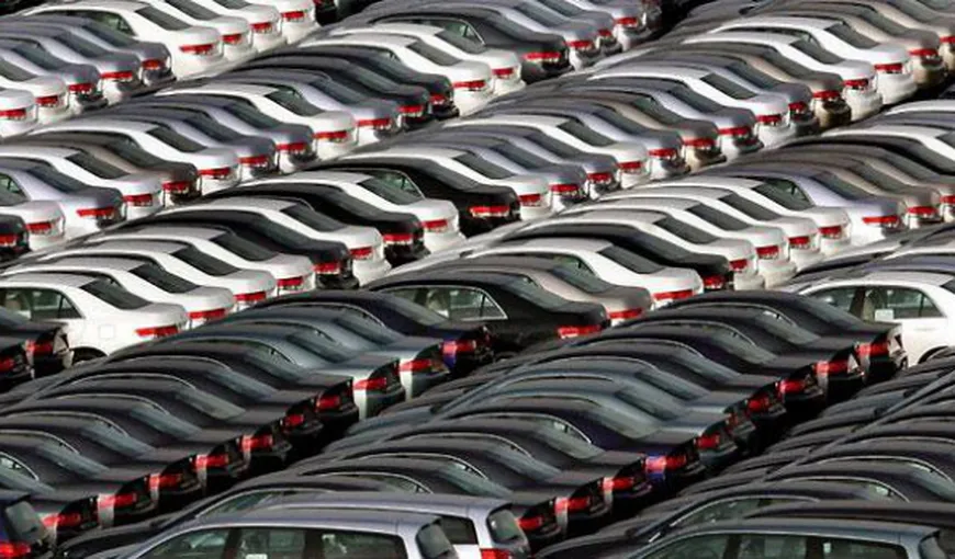 Vânzările de autoturisme au scăzut în primul semestru cu 19,4%