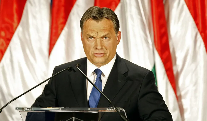 Premierul Orban, atacat cu roşii la Băile Tuşnad